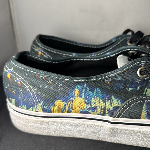 Exclusive VANS Star Wars A New Hope Darth Vader Sneakers Men's Size 9 Women 10.5 - Picture 2 of 15